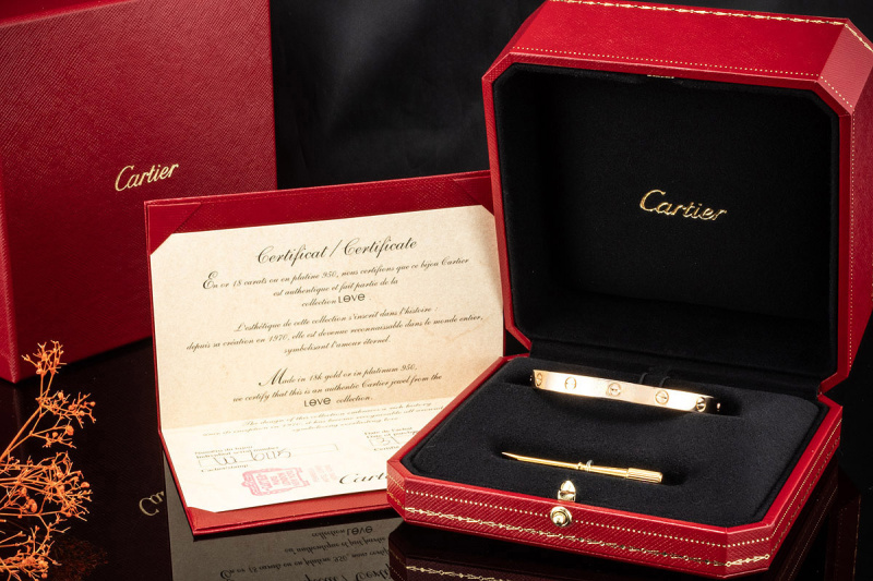 Cartier Love Armreif Armband Bracelet in 750er Roségold Gr. 17 Full Set 