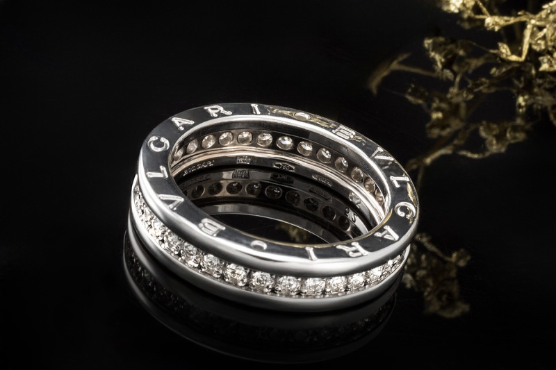 Bvlgari B.zero 1 Ring Memoire mit Diamanten in 750er Weißgold Größe 52 