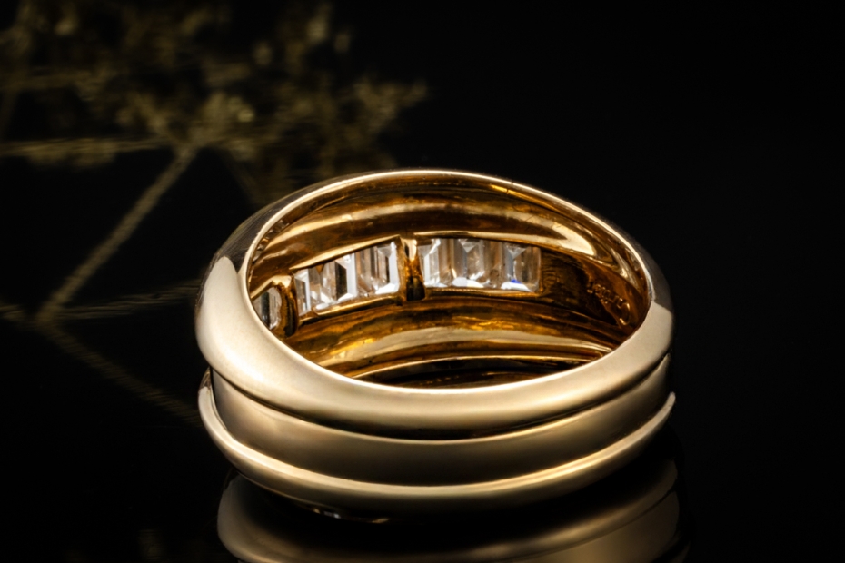 Cartier Baguette Ring Vintage mit Diamanten Halbmemoire in Gelbgold 750 
