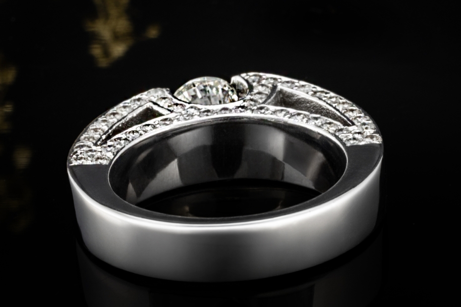 Diamant Ring Spannring Einkaräter Asymmetrische massive Weißgold Arbeit 
