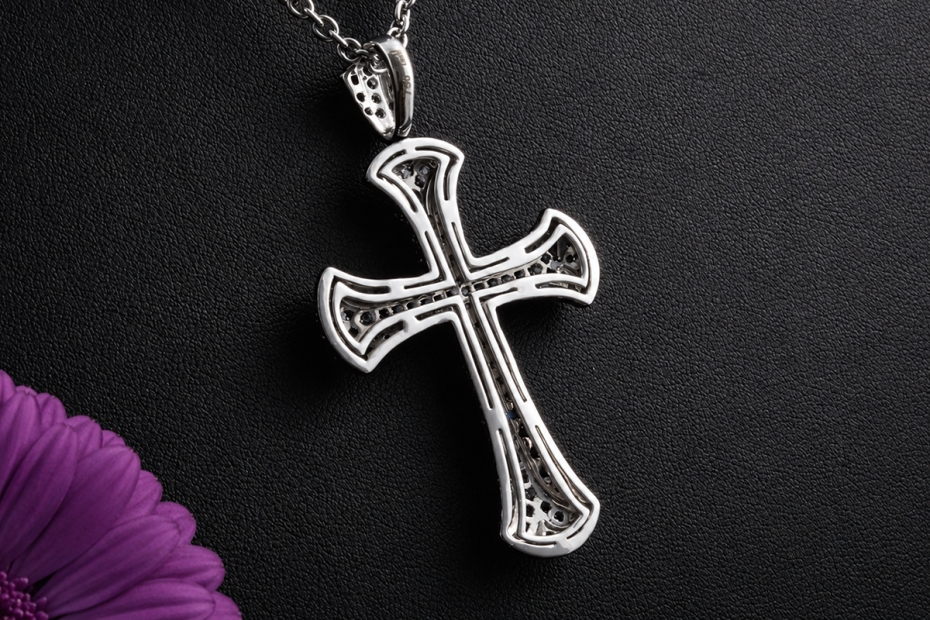 Juwelier Leicht Kreuz Anhänger Diamanten schwarze Saphire 750er Weißgold 