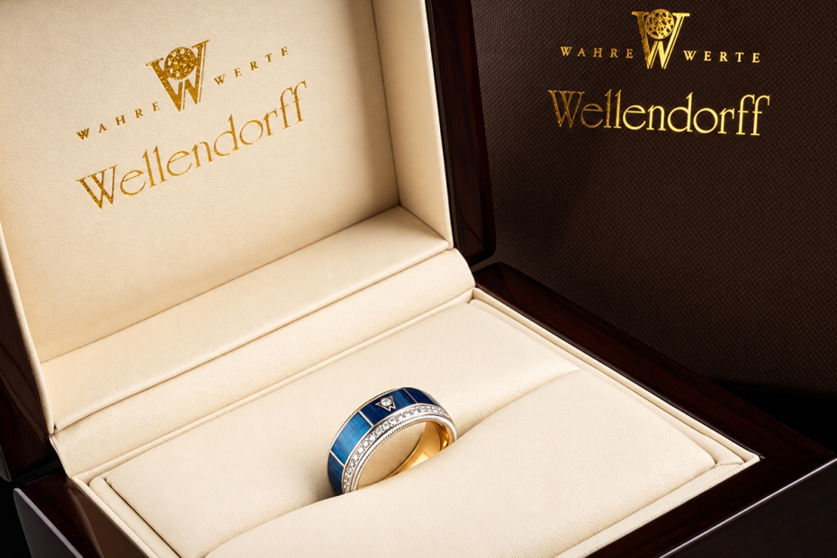 Wellendorff Ring Blaue Lagune Drehring mit Diamanten in 750er Weißgold 