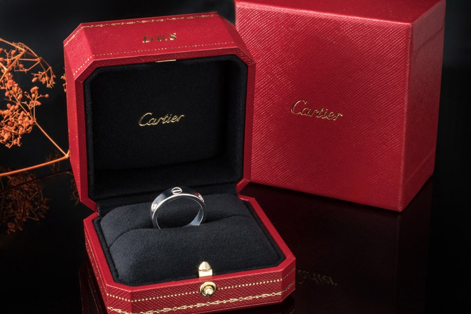 Cartier Love Ring mit 3 Diamanten in 750er Weißgold Großes Modell 58 OVP 