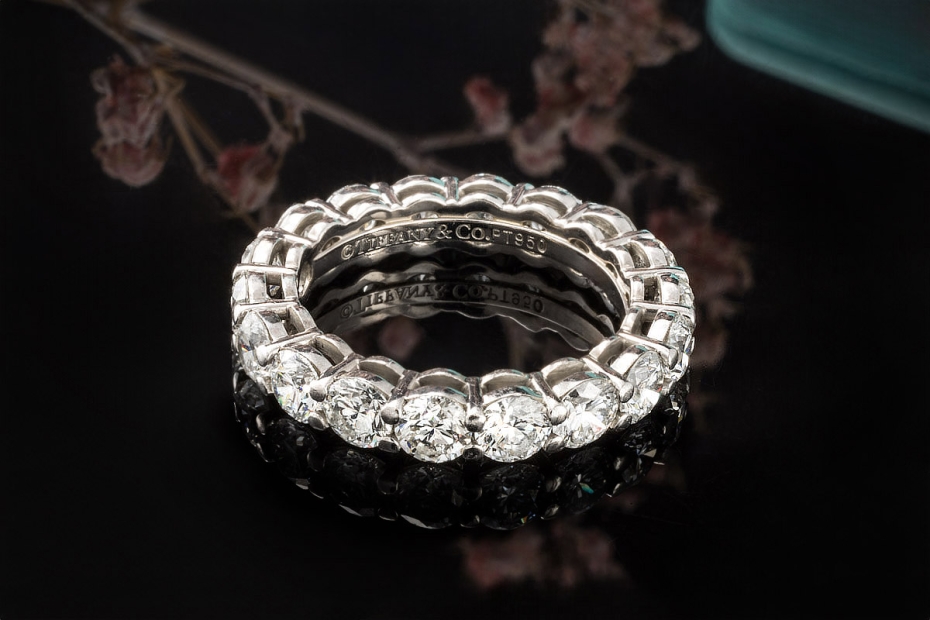 Tiffany & Co. Forever Ring Memoire Ehering mit Diamanten in 950er Platin 
