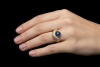 Imposanter Ring mit Cabochon Saphir formschön mit Diamanten Gelbgold 750 