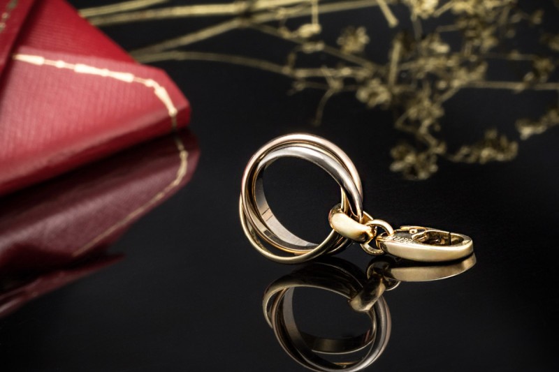 Cartier Trinity Charm Anhänger an Karabiner 3 Ringe 750er Gold Full Set 