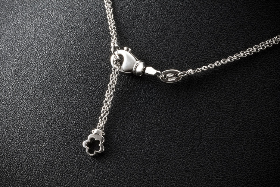 Exklusives Collier Kette mit XL Anhänger Tanzende Diamanten Weißgold 750 