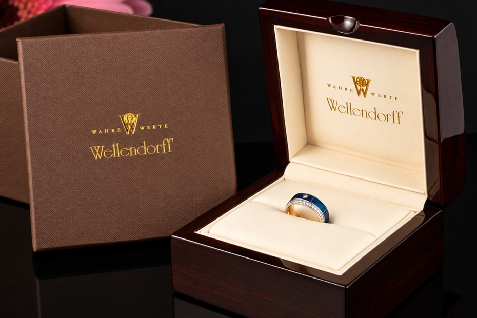 Wellendorff Ring Blaue Lagune Drehring mit Diamanten in 750er Weißgold 