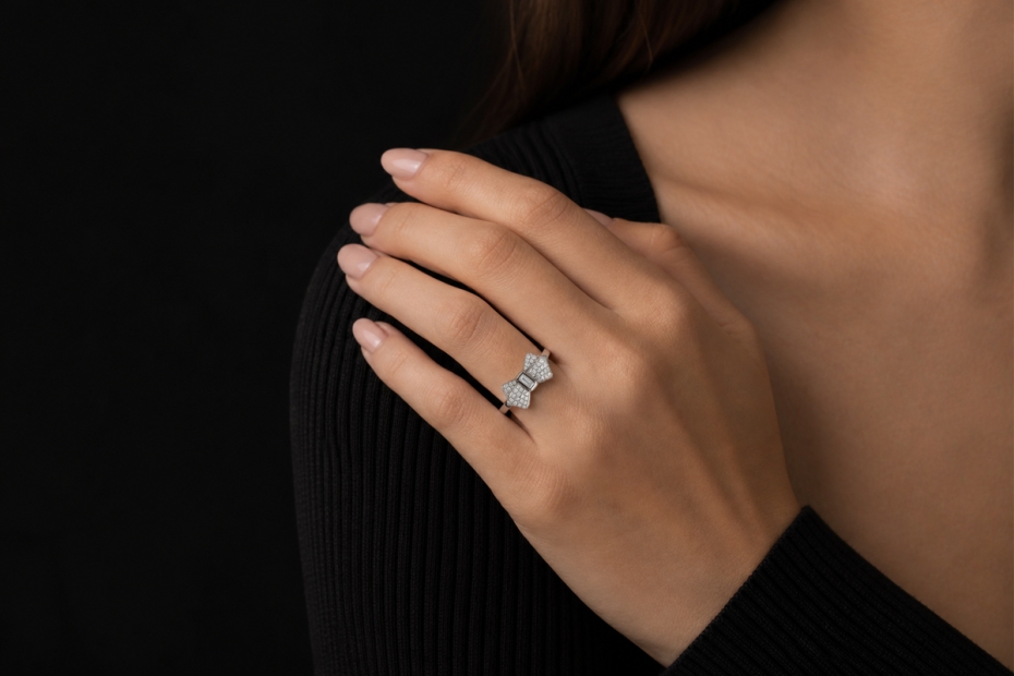 Chopard Ring Schleife mit Baguette Solitär und Diamanten in Weißgold 750 