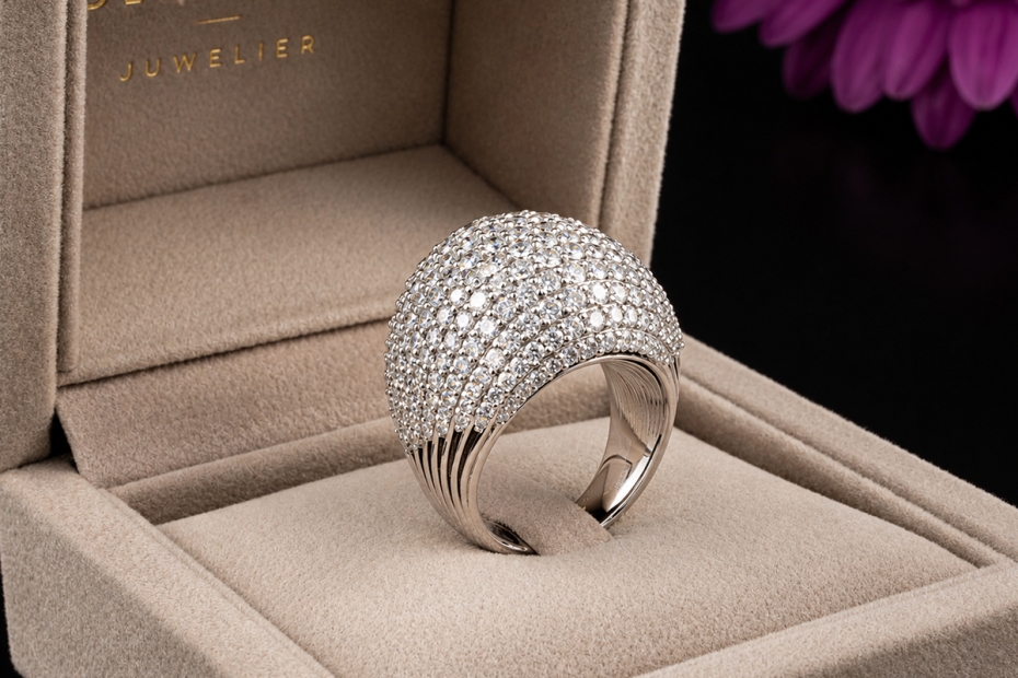 Hollfelder Prachtvoller Cocktailring mit 5 Ct. Diamanten in Weißgold 750 