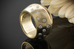 Traumhafter Gelbgold Ring Anfertigung mit 0,45 CT Brillanten in 750er Gold