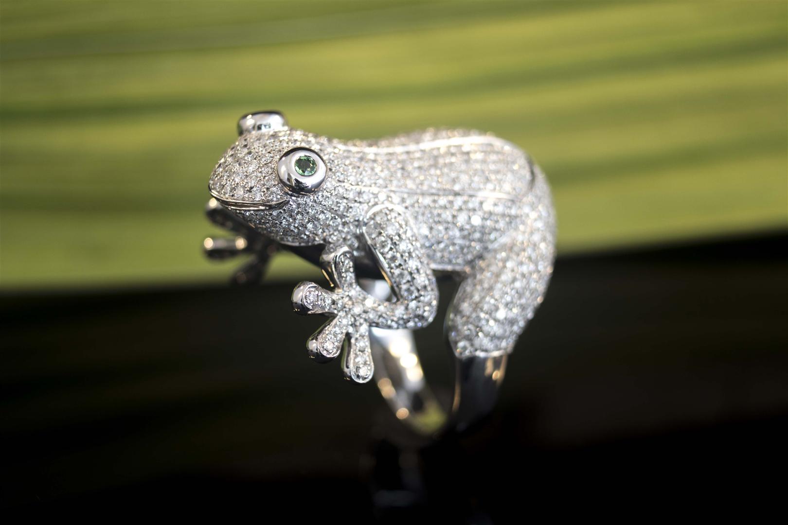 Frosch RING 4,5 weiße BRILLANTEN & Tsavorite 750 WEISSGOLD 18 Karat