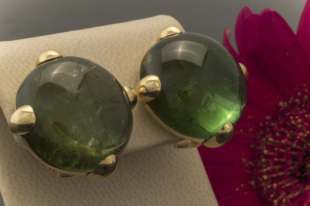 Pomellato Italy Ohrclips Ohrringe mit Turmalin grün Massiv Gelbgold 18